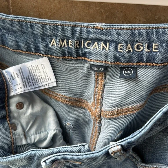 American Eagle Dreamy Drape Curvy Super High-Rise Baggy Wide Leg Jeans EUC Sz 10 - Picture 12 of 14